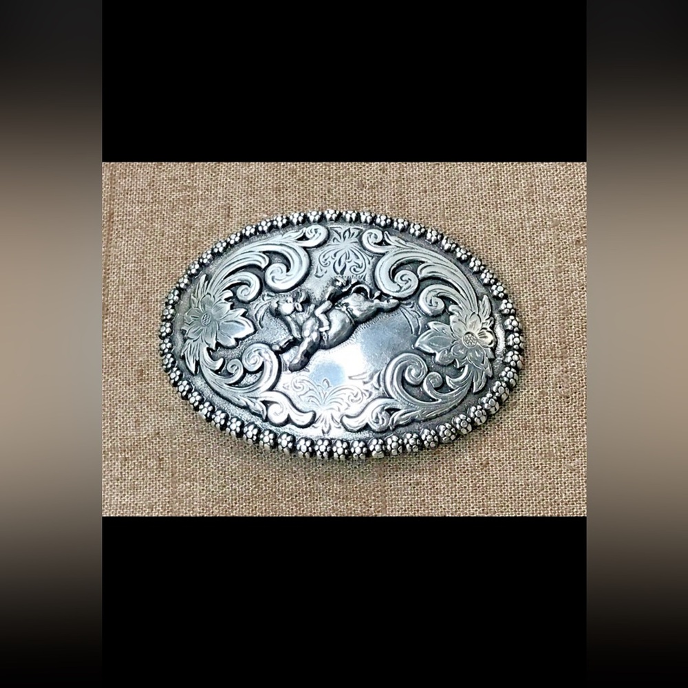 Nocona Silver Tone Rodeo Bull Rider Belt Buckle Fits 1.25" Belt Unisex